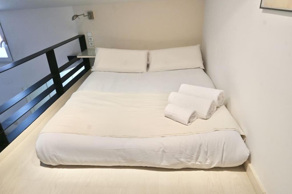 For You Rentals Apartamento Temporal Con Encanto A Pocos Metros Del Sol Myr13 Madrid Exterior photo