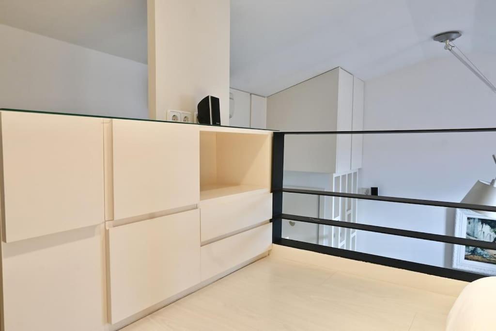 For You Rentals Apartamento Temporal Con Encanto A Pocos Metros Del Sol Myr13 Madrid Exterior photo